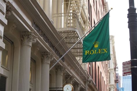 looters rolex store